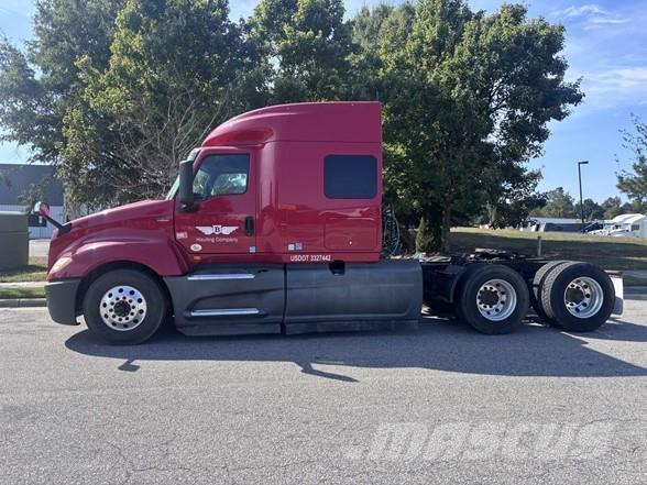 International LT Ciągniki siodłowe