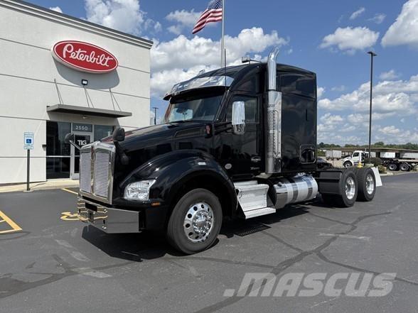 Kenworth T880 Ciągniki siodłowe