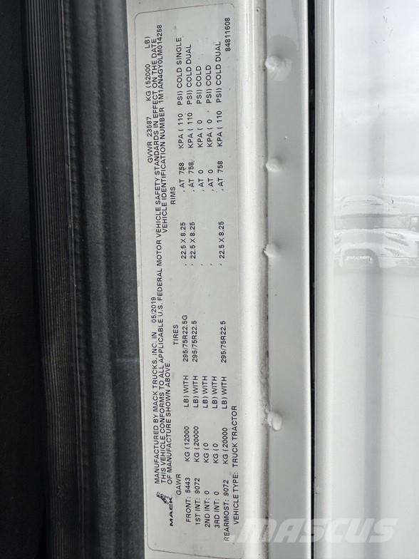 Mack ANTHEM 64T Ciągniki siodłowe