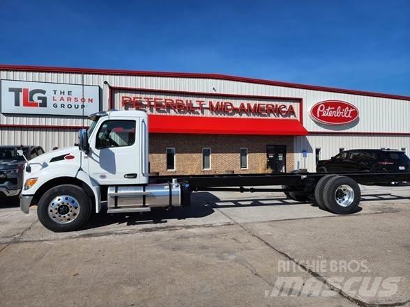 Peterbilt 536 Pojazdy pod zabudowę