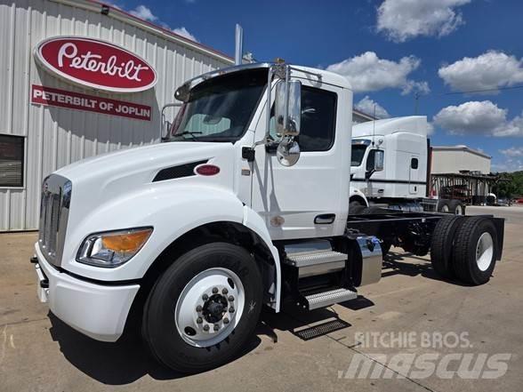Peterbilt 536 Pojazdy pod zabudowę
