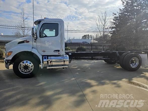 Peterbilt 536 Pojazdy pod zabudowę