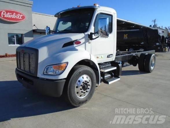 Peterbilt 536 Pojazdy pod zabudowę