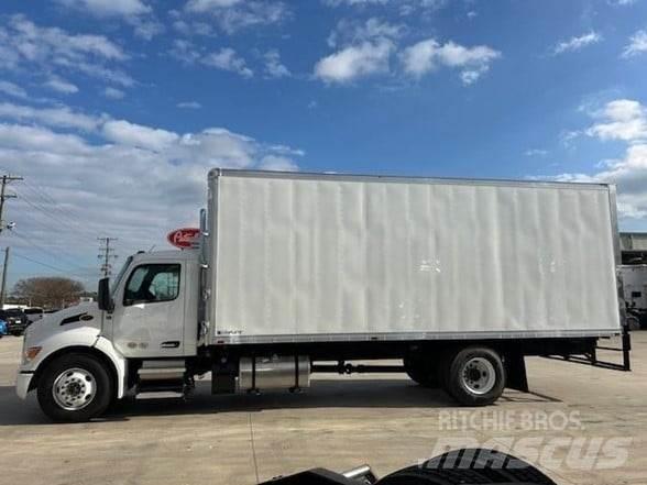 Peterbilt 536 Maszyny budowlane - Inne