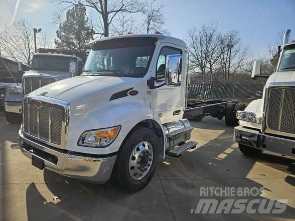 Peterbilt 536 Pojazdy pod zabudowę