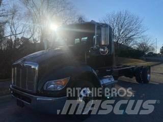 Peterbilt 536 Pojazdy pod zabudowę