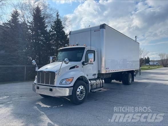Peterbilt 536 Maszyny budowlane - Inne