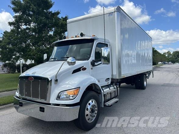 Peterbilt 536 Samochody ciężarowe ze skrzynią zamkniętą