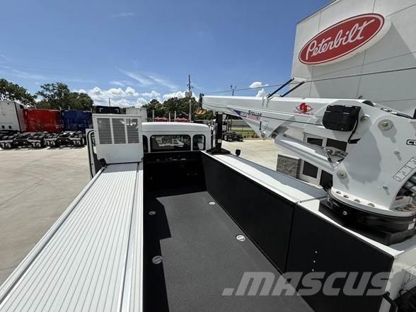 Peterbilt 536 Maszyny budowlane - Inne