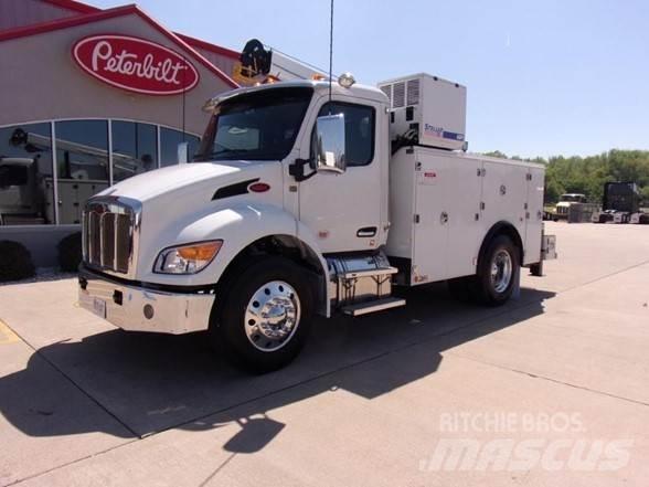 Peterbilt 536 Maszyny budowlane - Inne