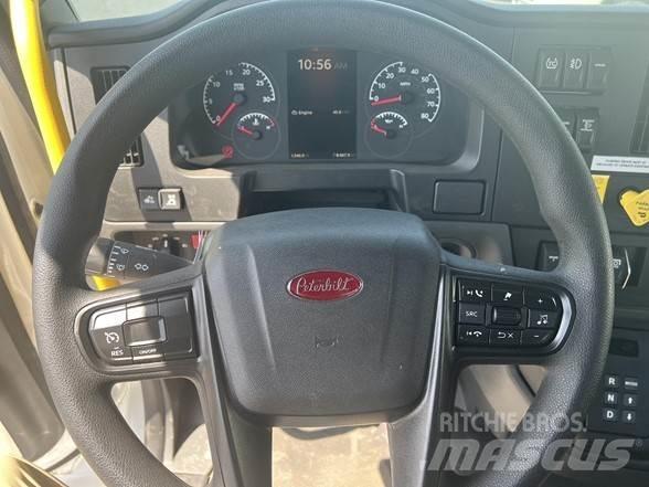 Peterbilt 536 Maszyny budowlane - Inne
