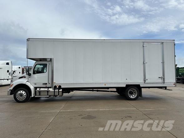 Peterbilt 536 Samochody ciężarowe ze skrzynią zamkniętą