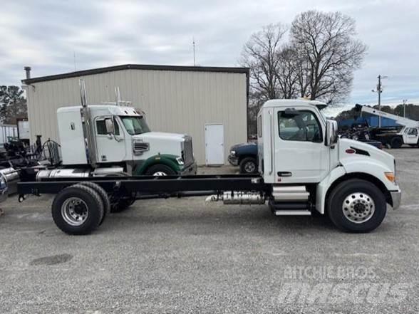 Peterbilt 537 Pojazdy pod zabudowę