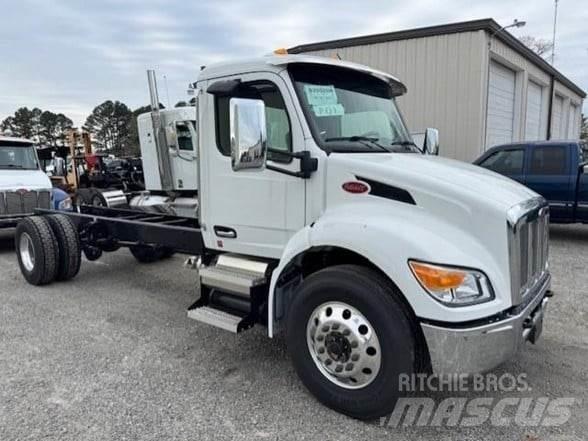 Peterbilt 537 Pojazdy pod zabudowę