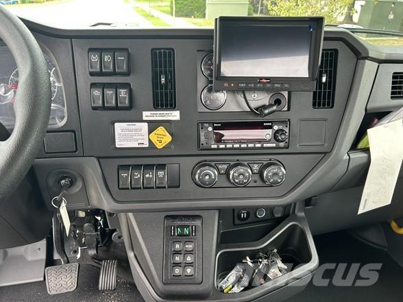 Peterbilt 537 Maszyny budowlane - Inne