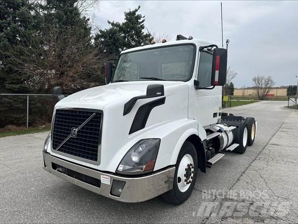 Volvo VNL42T300 Ciągniki siodłowe