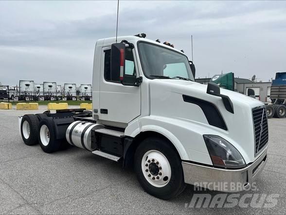 Volvo VNL42T300 Ciągniki siodłowe