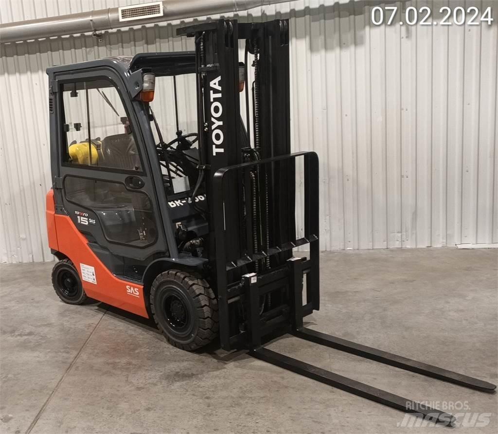 Toyota 02-8FGF15 Wózki LPG