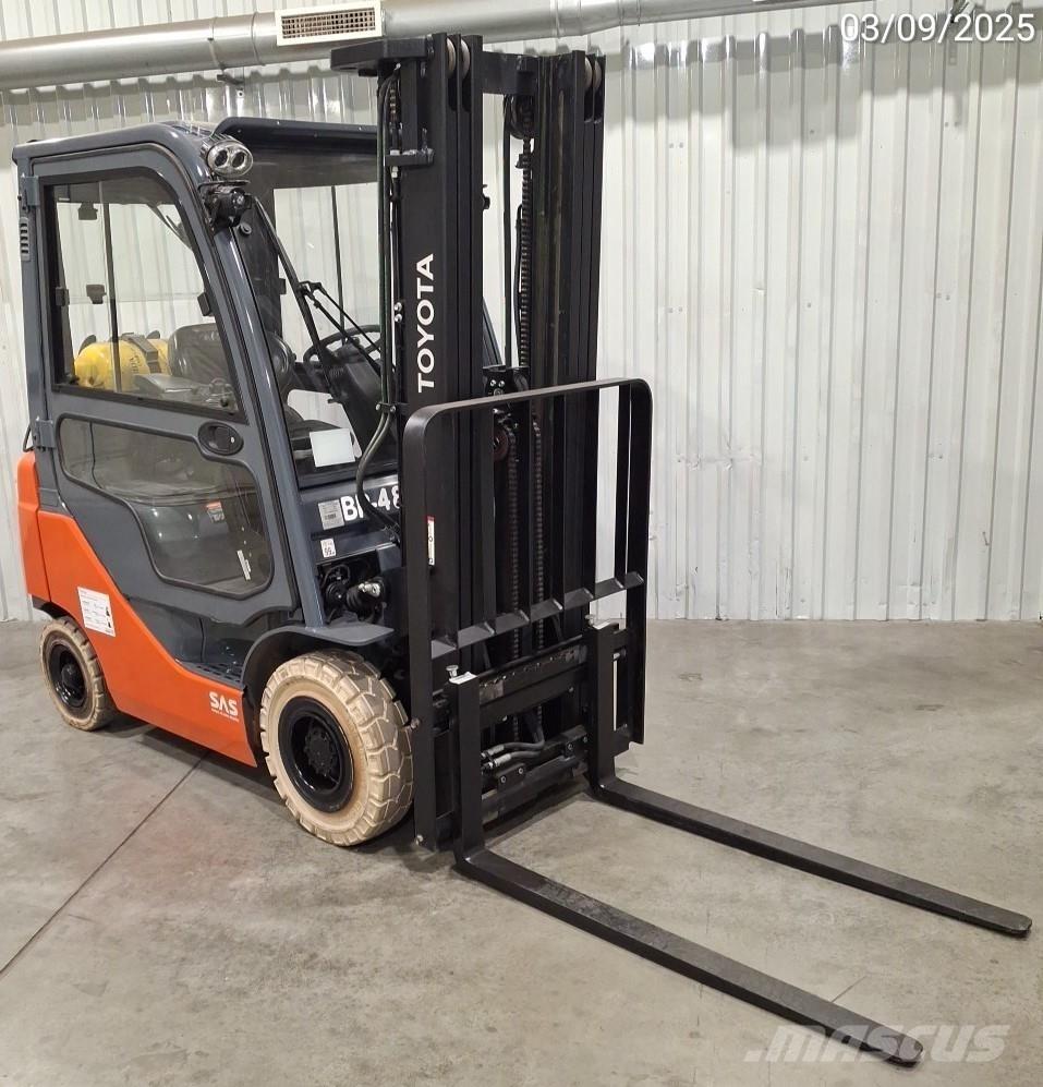Toyota 02-8FGF15 Wózki LPG