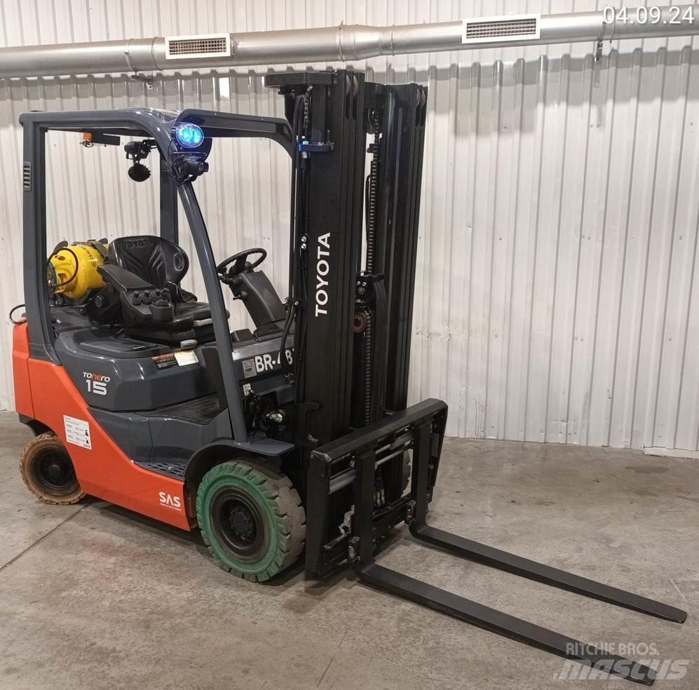 Toyota 02-8FGF15 Wózki LPG