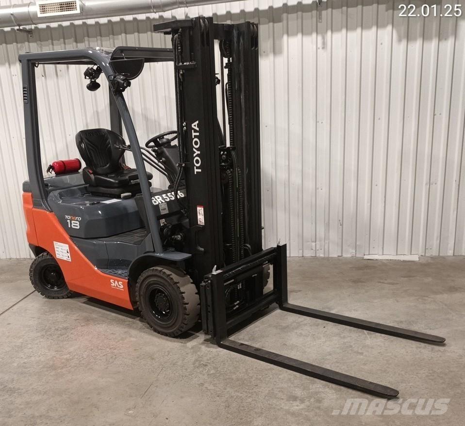 Toyota 42-8FDF18 Wózki Diesla