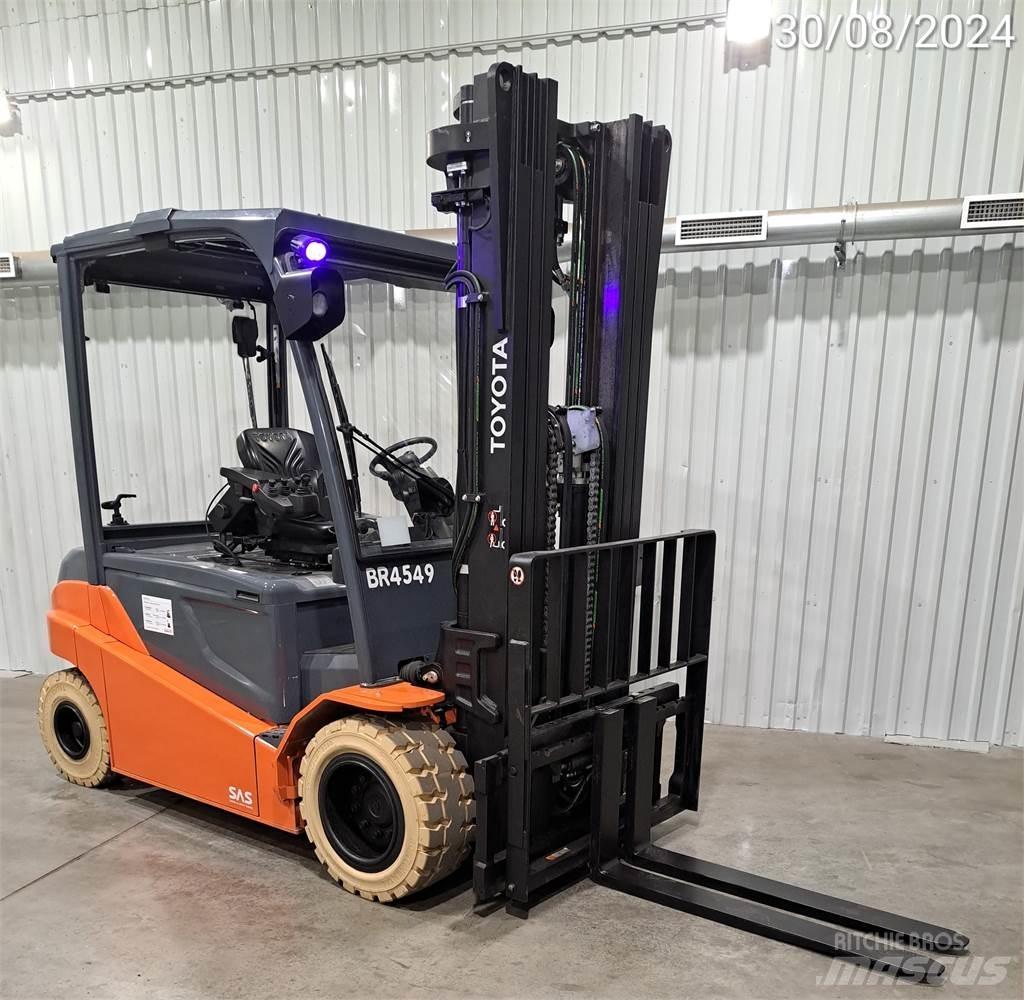 Toyota 8FBMT50 Wózki elektryczne