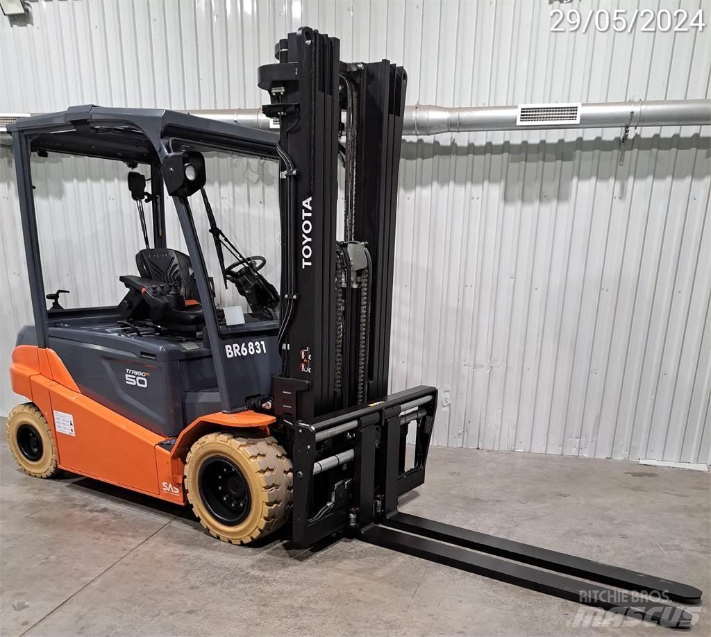 Toyota 8FBMT50 Wózki elektryczne