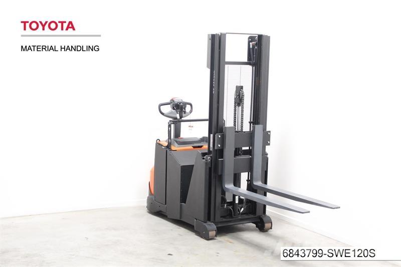 BT SWE120S Wózki widłowe unoszące z dyszlem