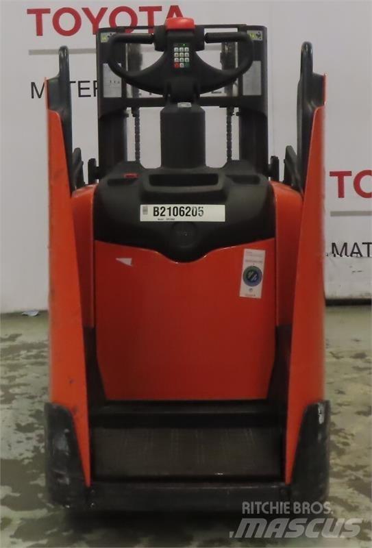 BT SPE200D Samojezdne maszyny do załadunku