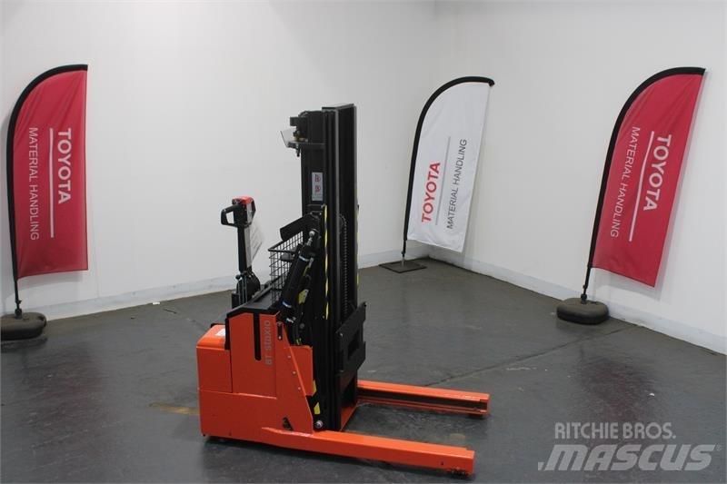 BT RWE120 Wózki paletowe ręczne.