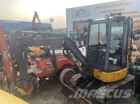 Komatsu PC26MR-3 Minikoparki
