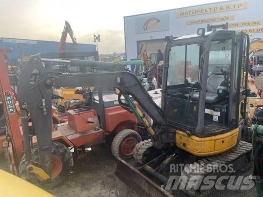 Komatsu PC26MR-3 Minikoparki
