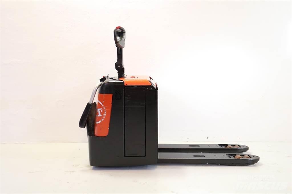 BT LPE240 Maszyny budowlane - Inne