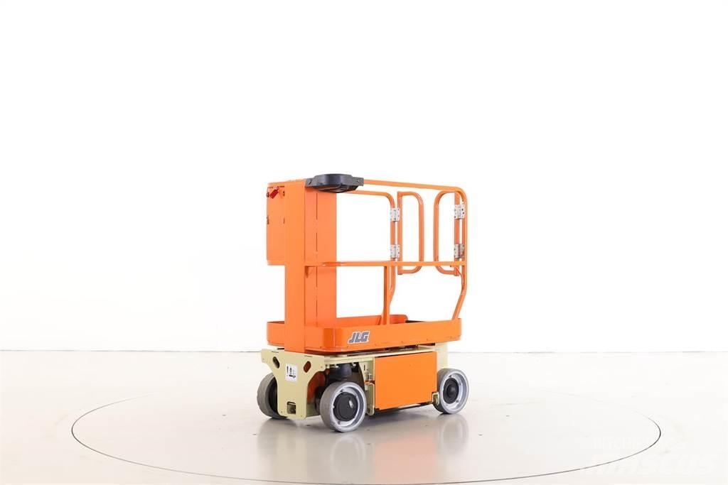 JLG 1230ES Podnośniki masztowe