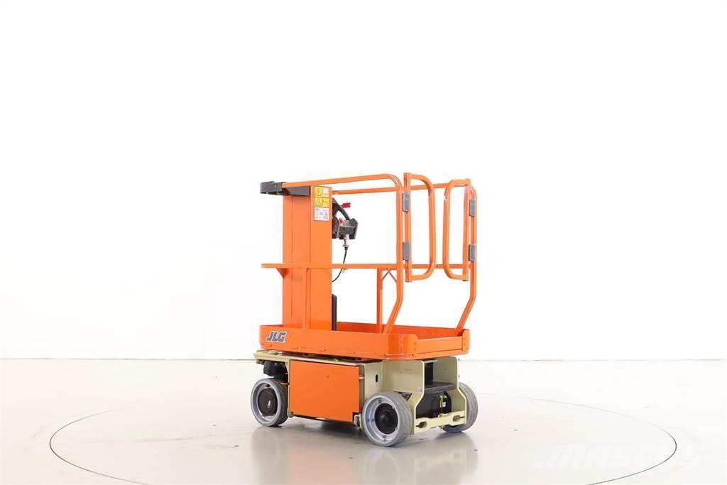 JLG 1230ES Podnośniki masztowe