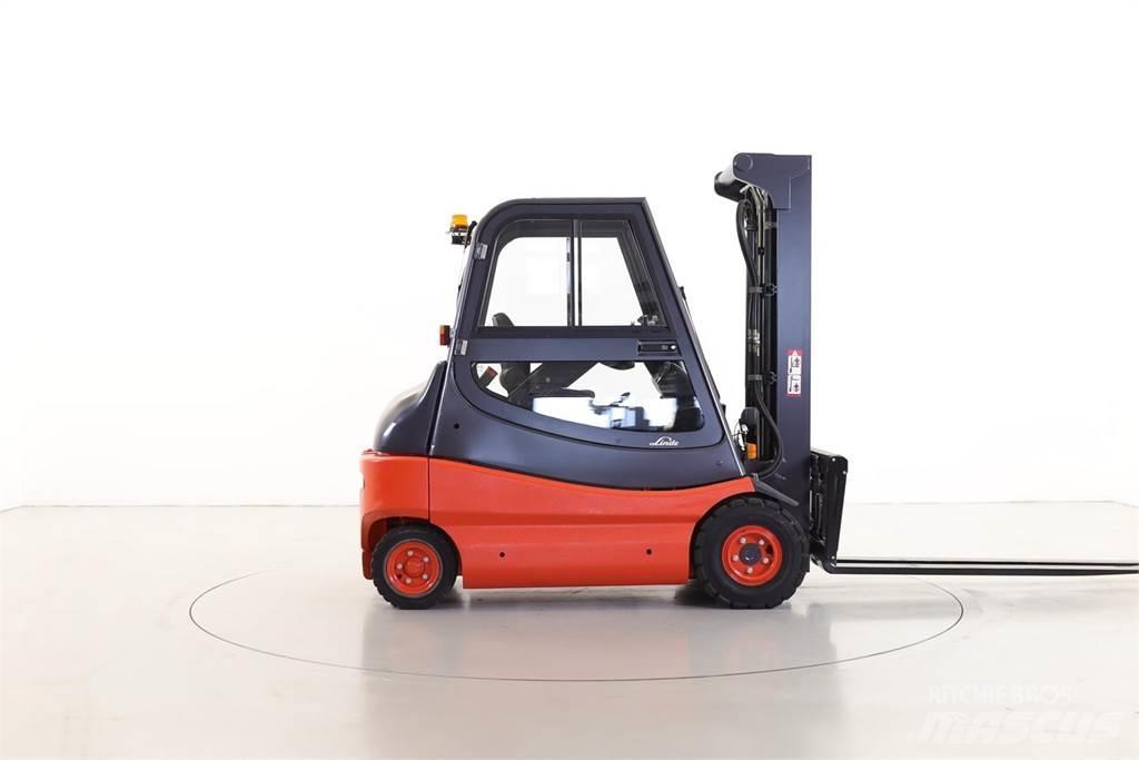 Linde E30-02/336 Wózki elektryczne