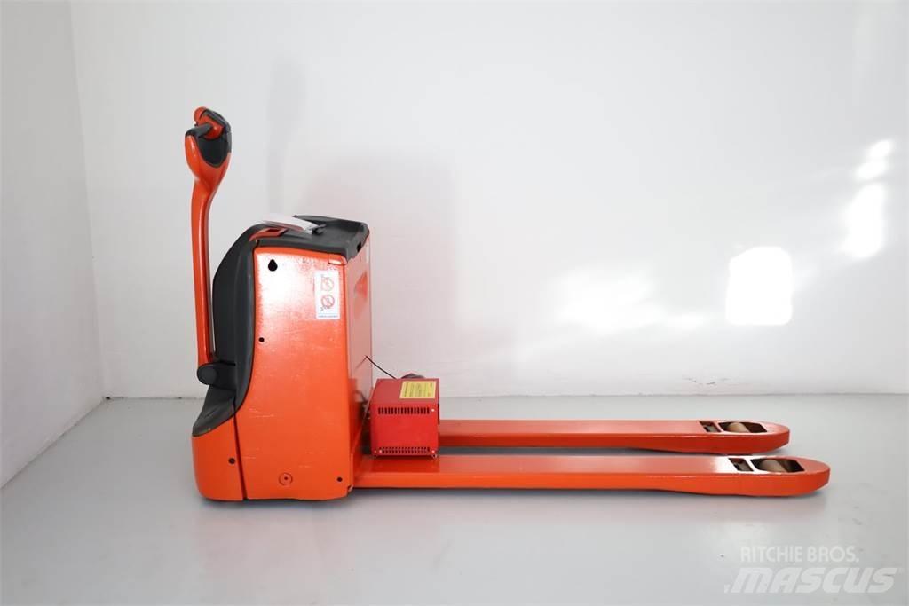 Linde T-18 Wózki widłowe unoszące
