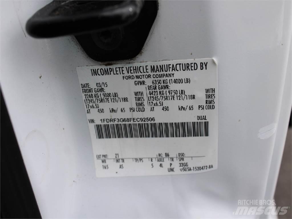 Ford F350 Ciężarówki typu Platforma / Skrzynia