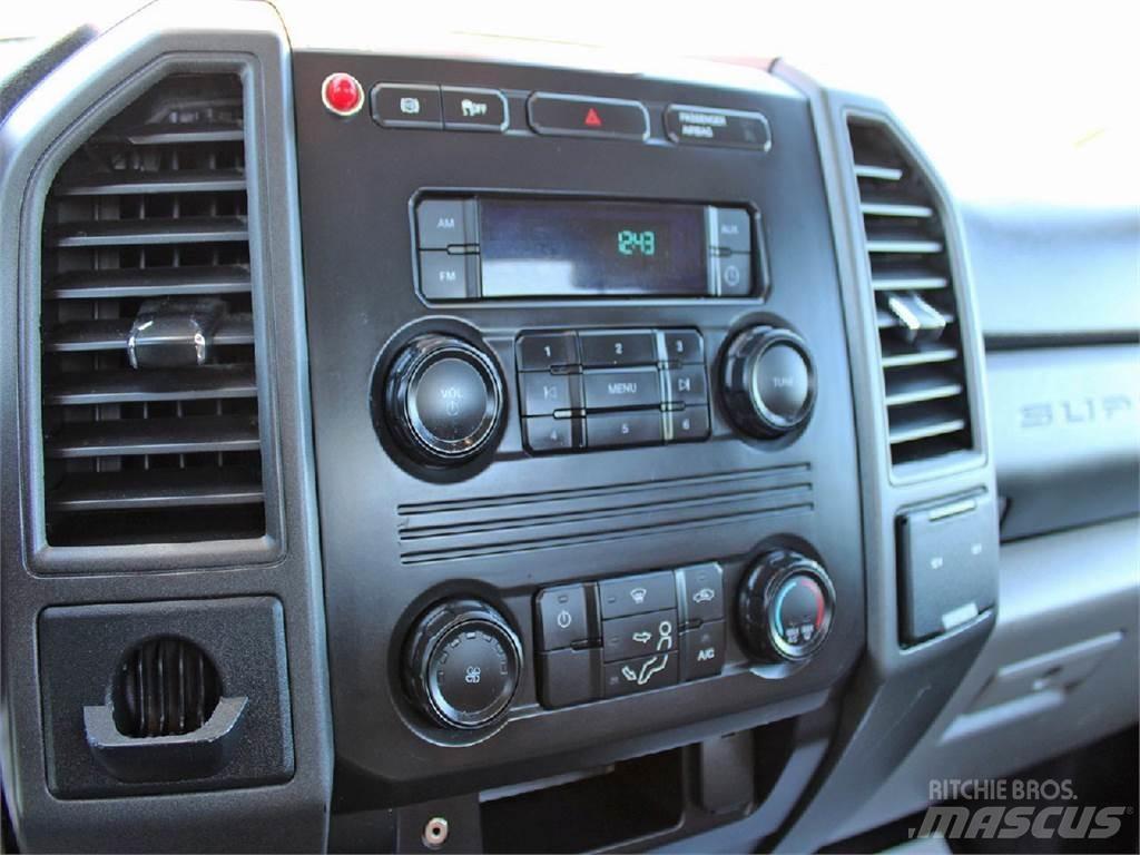 Ford F550 Podnośniki koszowe