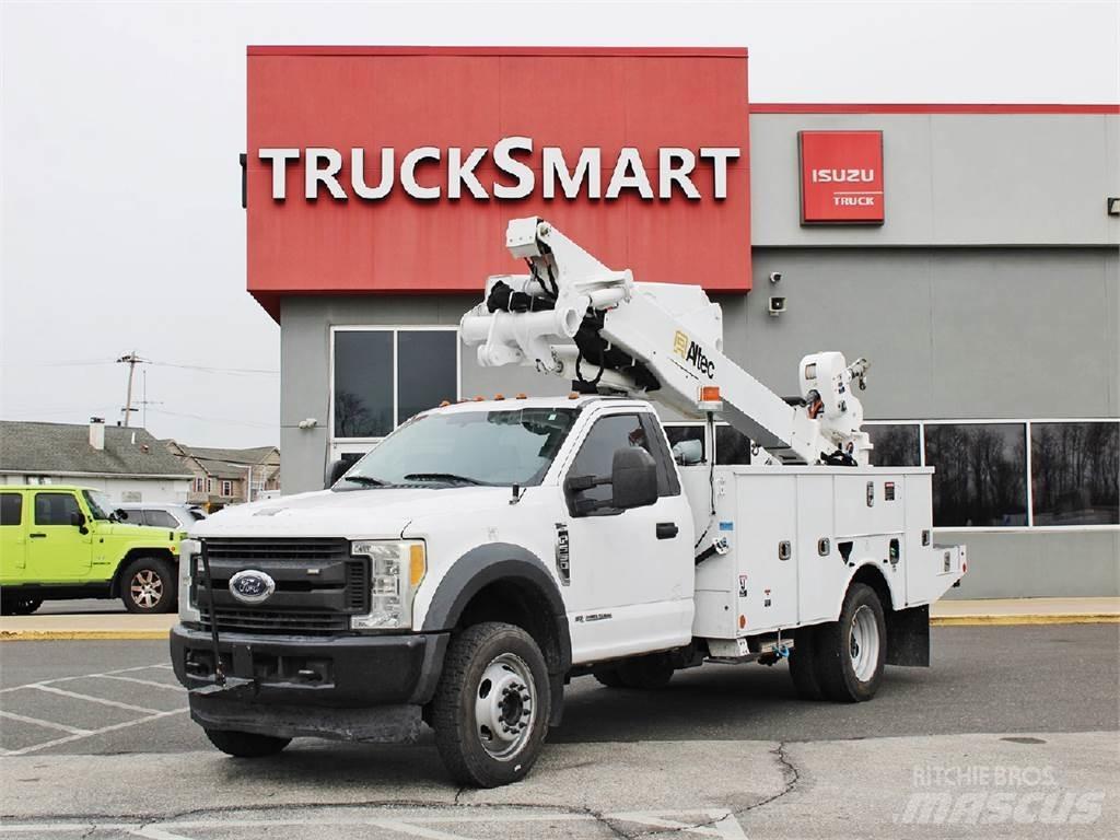 Ford F550 Podnośniki koszowe