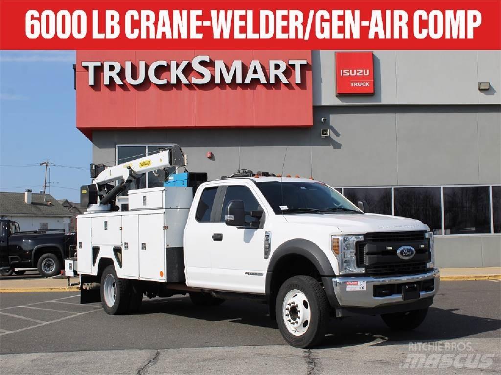 Ford F550 Samochody ratownicze pomocy drogowej