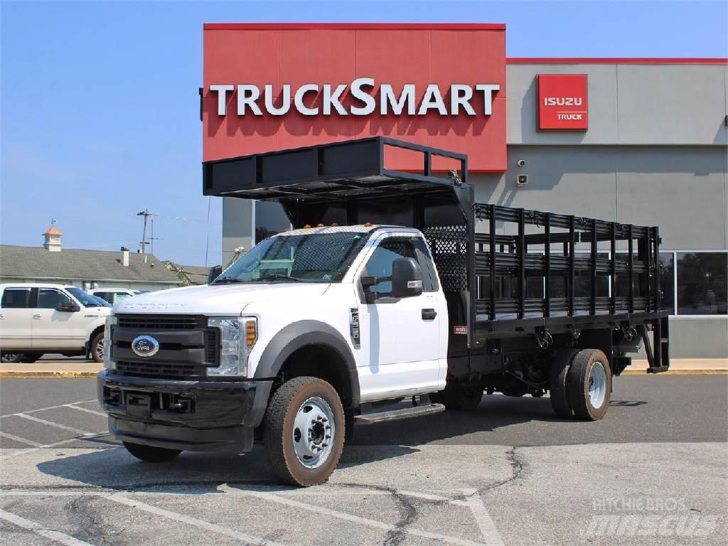Ford F550 Ciężarówki typu Platforma / Skrzynia
