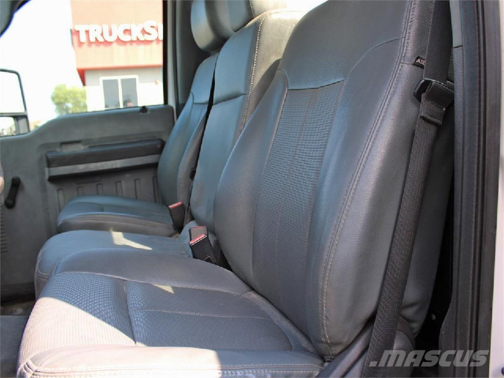 Ford F550 Pojazdy komunalne