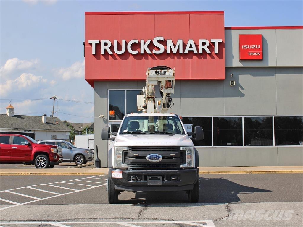 Ford F550 Pojazdy komunalne