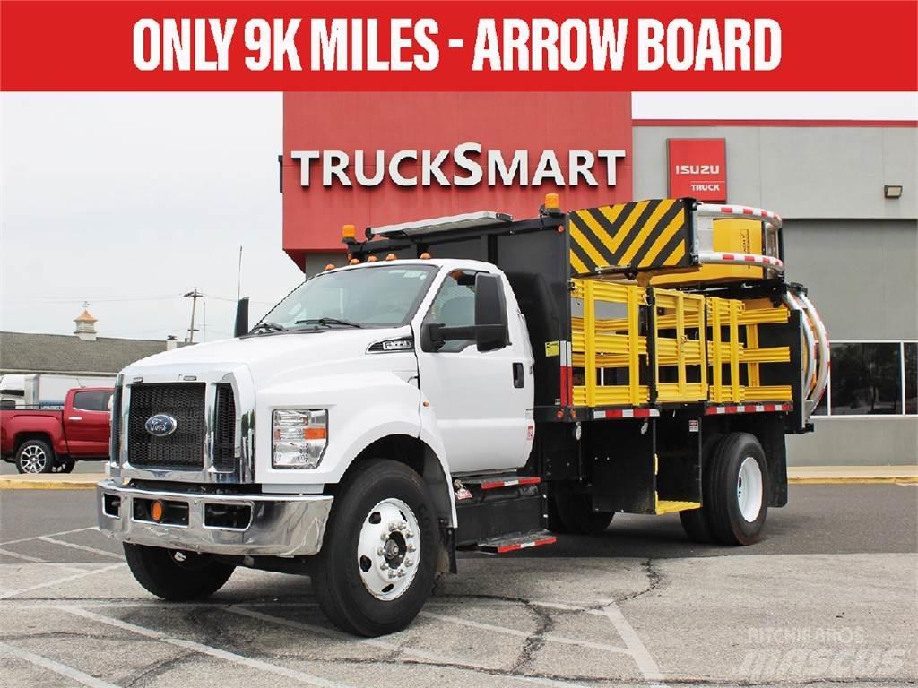 Ford F650 Pojazdy komunalne