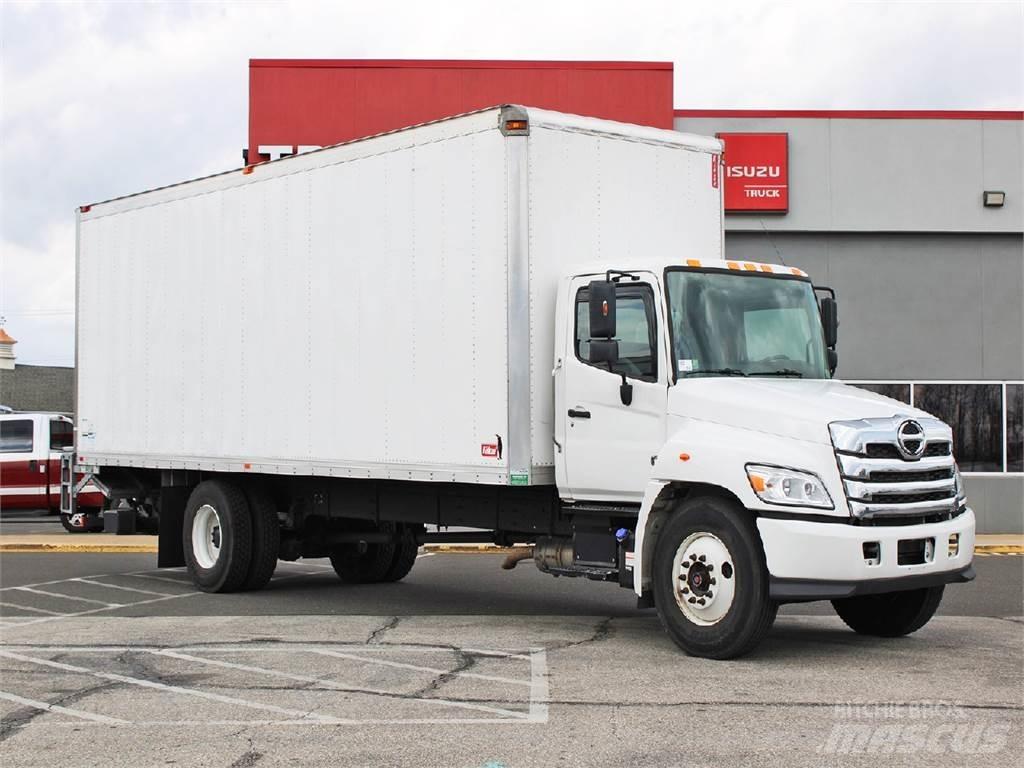 Hino L6 Samochody ciężarowe ze skrzynią zamkniętą