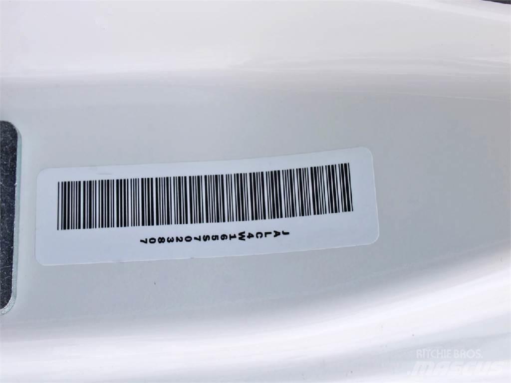 Isuzu NPR-HD Samochody ciężarowe ze skrzynią zamkniętą