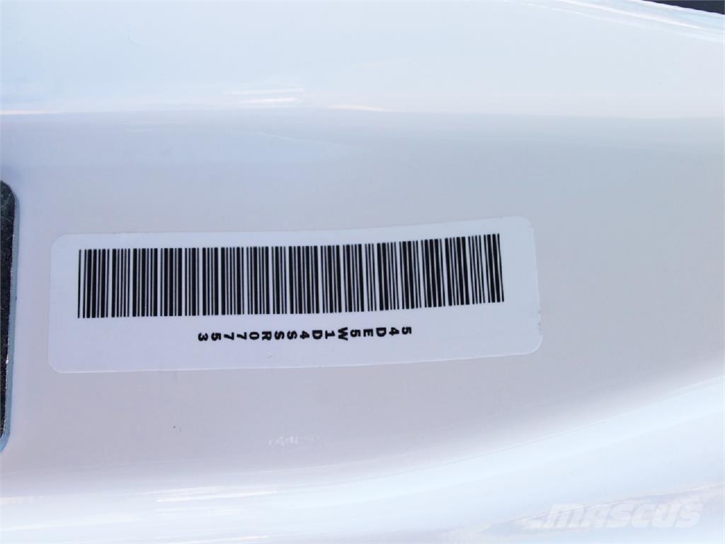 Isuzu NRR Samochody ciężarowe ze skrzynią zamkniętą
