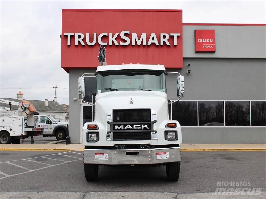 Mack MD6 Żurawie samochodowe