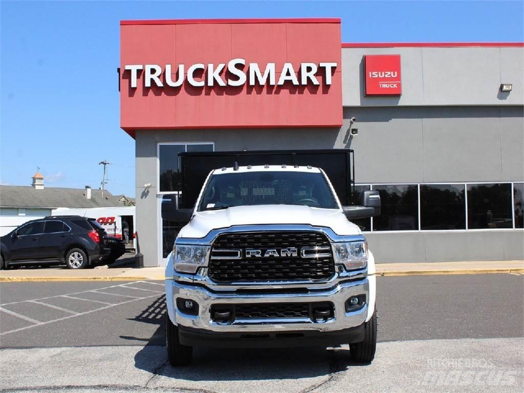 RAM 5500 Ciężarówki typu Platforma / Skrzynia